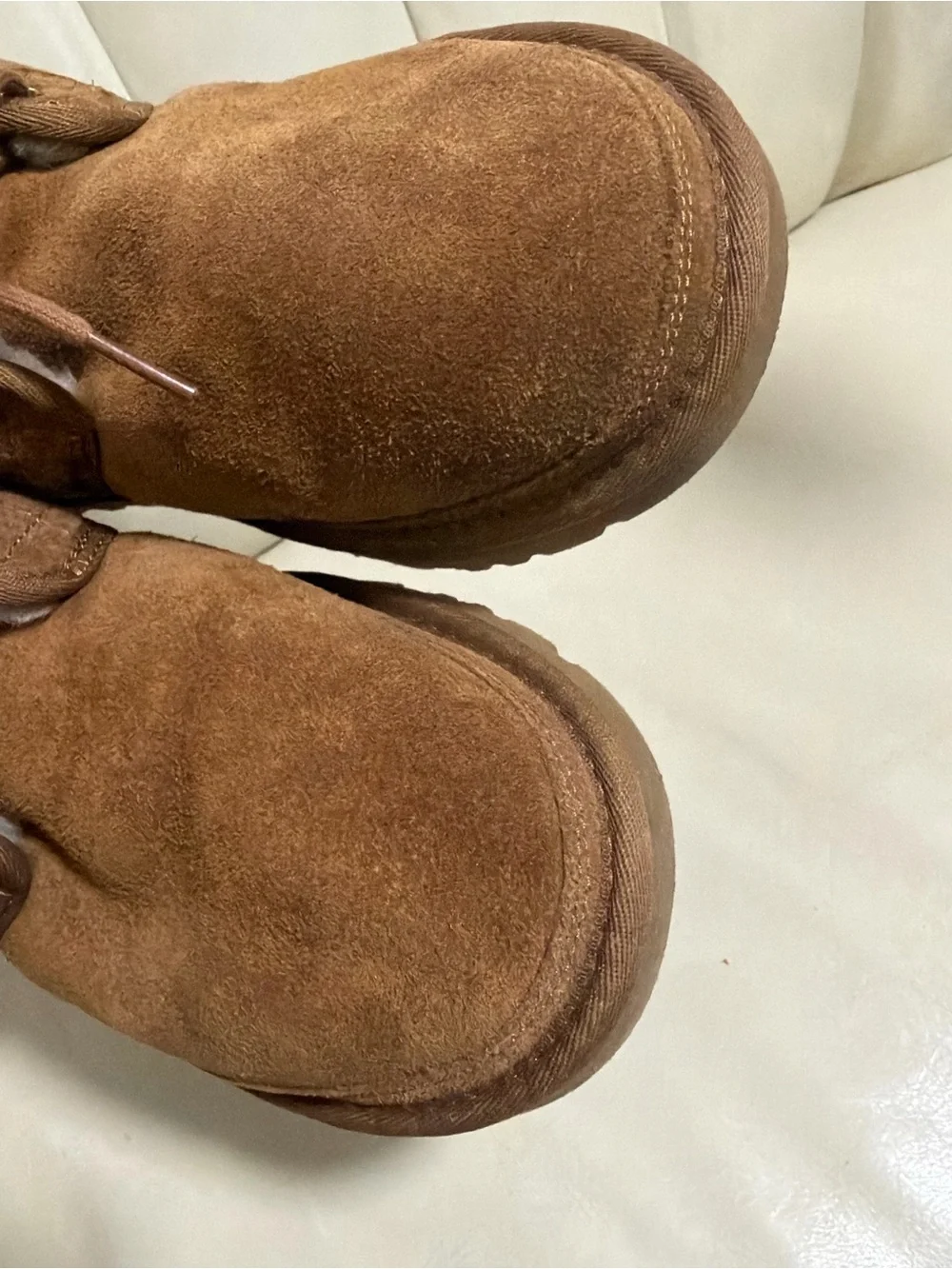UGG Men's Chestnut Suede Lace-Up Chukka Boots